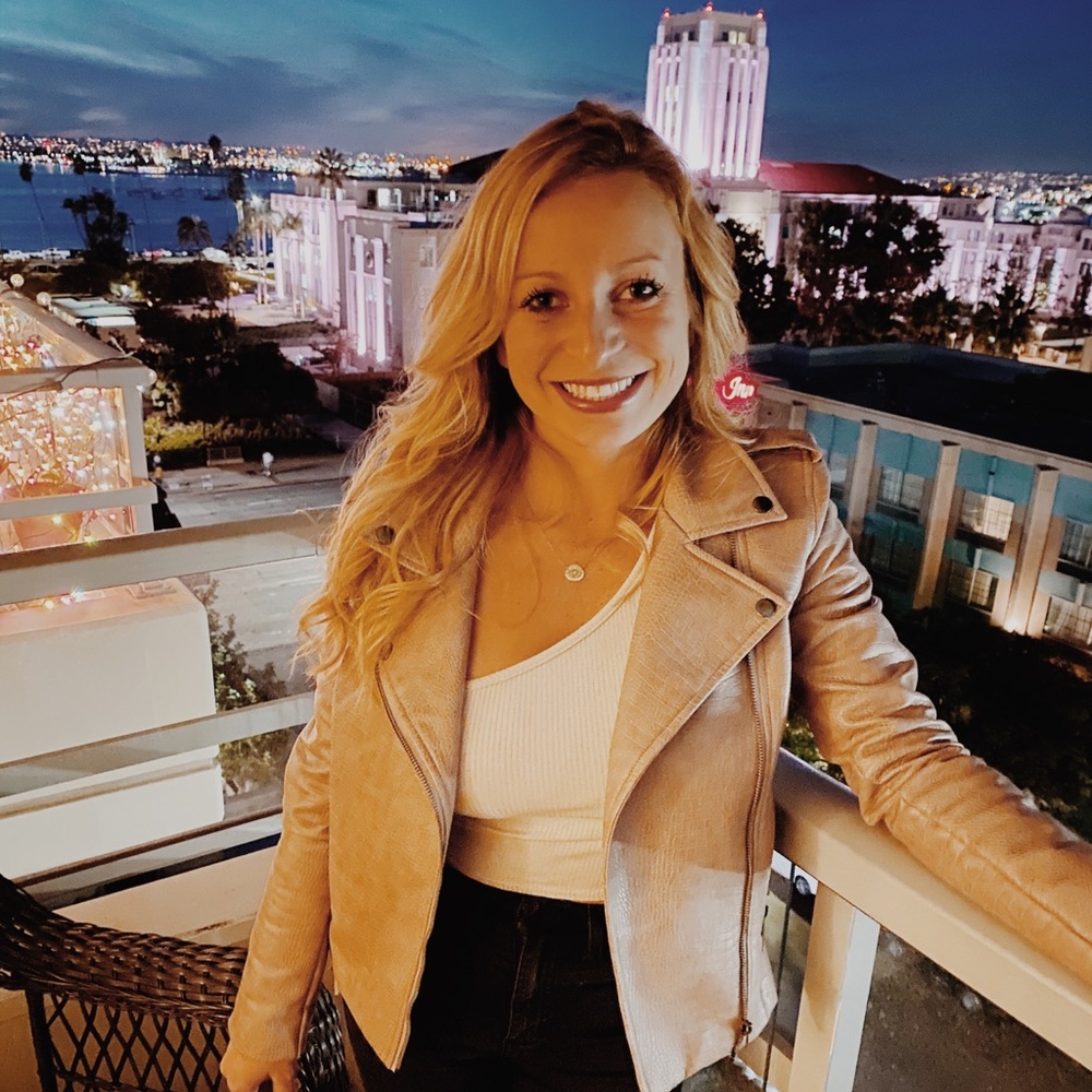 Meet your Posher, Alex